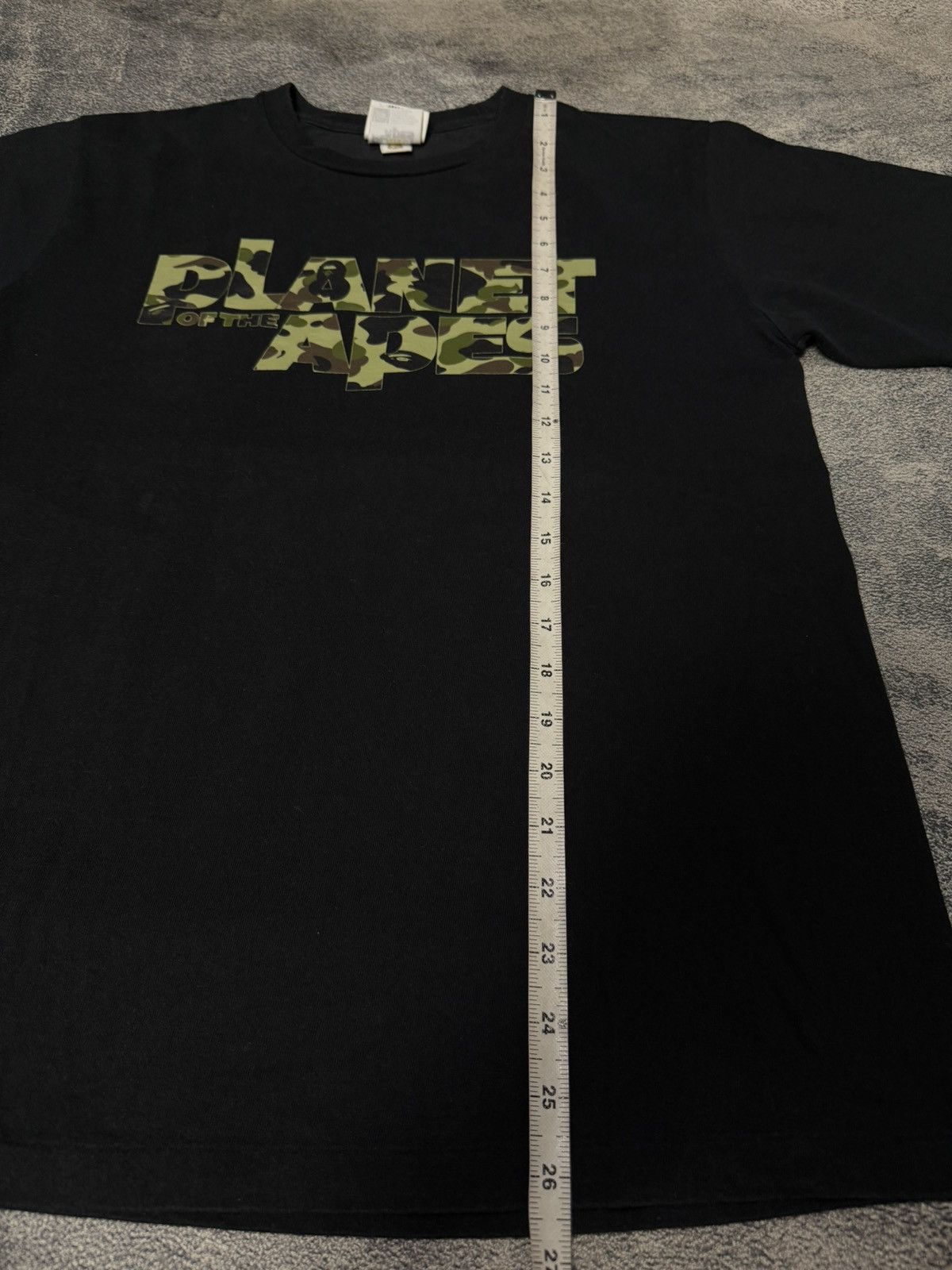 Bape BAPE X PLANET OF THE APES 1ST GREEN CAMO TEE BLACK Size US M / EU 48-50 / 2 - 9 Thumbnail