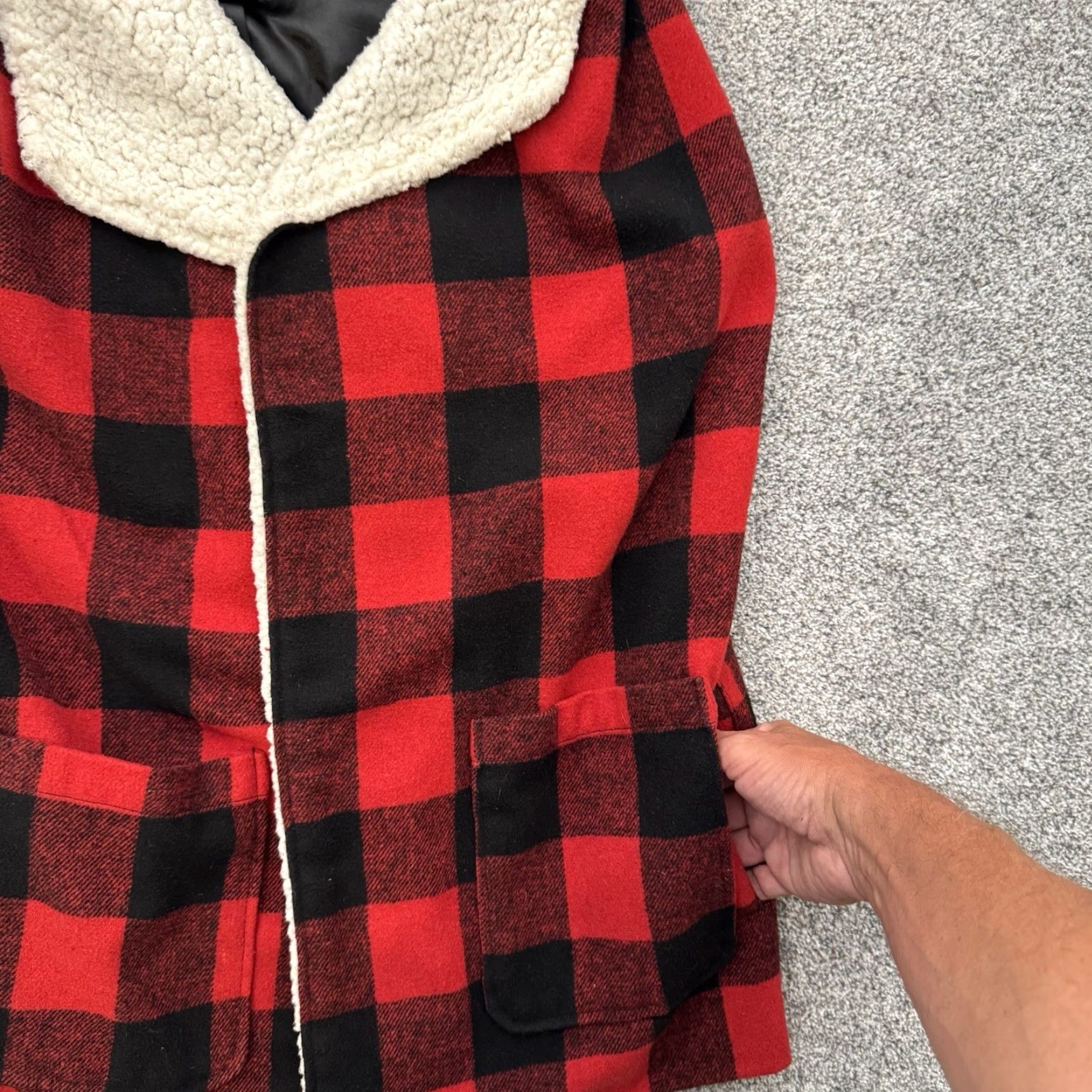 Lumberjack VINTAGE My Jane Buffalo Plaid Winter Vest L Wool Blend Y2K Cabincore Lumberjack Women Vest Red Wrapless Open Pockets Winter/Casual Regular Size L / US 10 / IT 46 - 3 Thumbnail