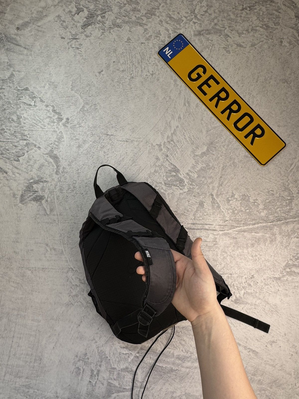 Nike × Vintage NIKE VINTAGE CENTER LOGO BASIC SLINGBAG BAG Size ONE SIZE - 5 Thumbnail