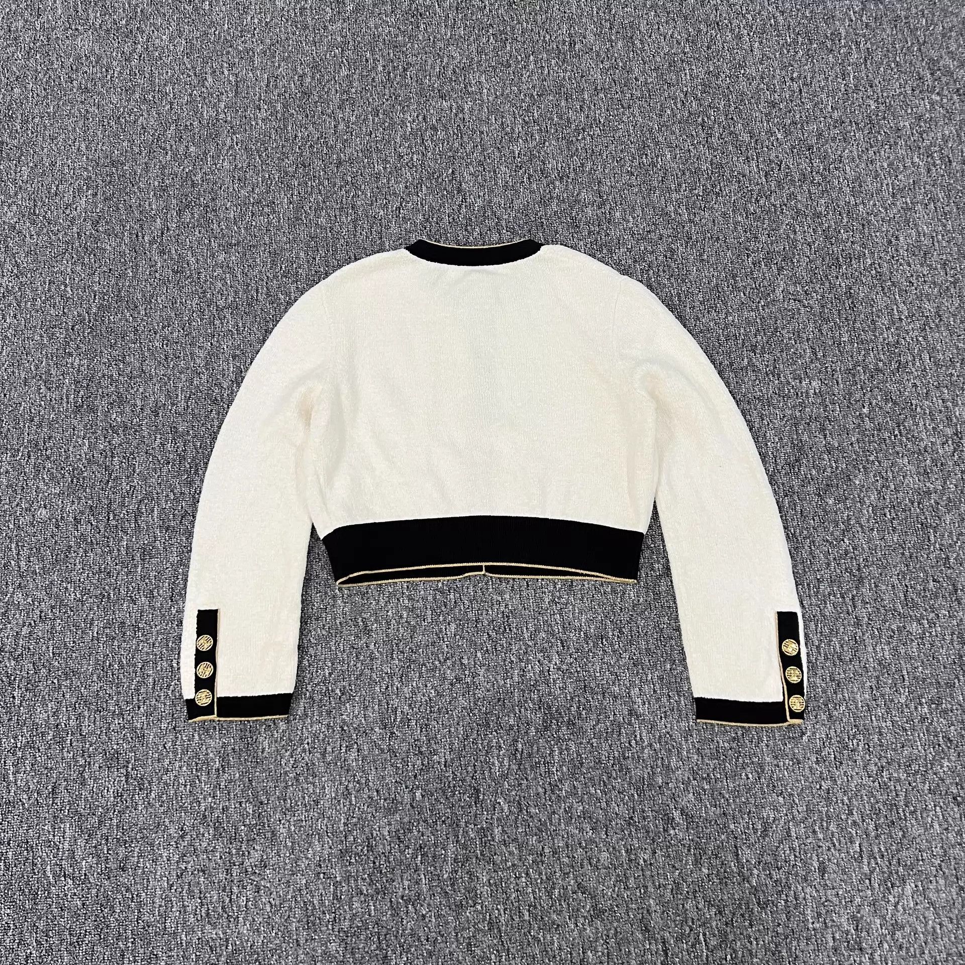 Chanel Chanel Cruise Short Cardigan B&W Gold Buttons Size XS / US 0-2 / IT 36-38 - 2 Thumbnail