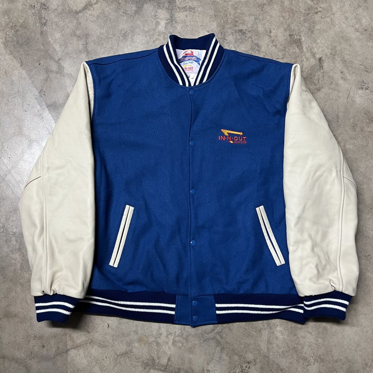 Vintage Vintage 90’s In N Out Burger 🇺🇸 Embroidered Varsity Jacket Size US XXL / EU 58 / 5 - 7 Thumbnail