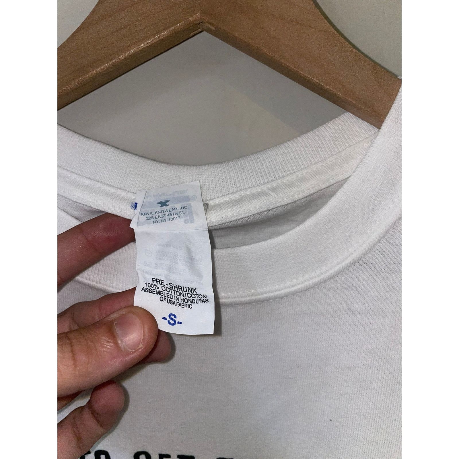 Gildan Y2K I Lied To Get The Job White Joke Humor Shirt Tee 2000s S Size US S / EU 44-46 / 1 - 5 Thumbnail