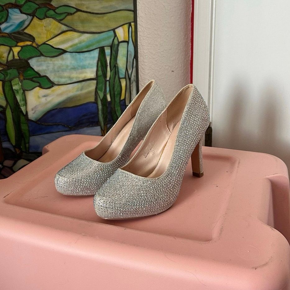 Other de blossom collection jonny silver rhinestone heels Size US 8 / IT 38 - 1 Thumbnail