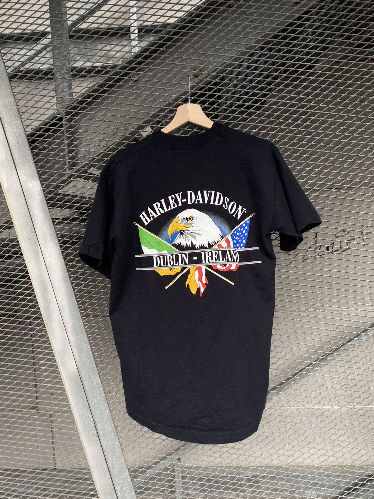 Harley Davidson Vintage Harley-Davidson Dublin Ireland Back Logo T-Shirt Size US M / EU 48-50 / 2 - 2 Thumbnail