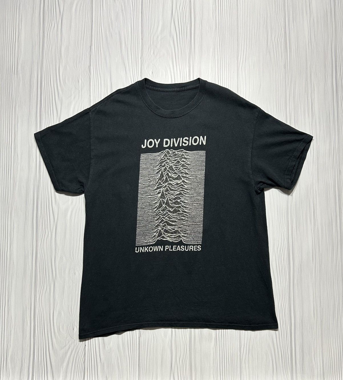 Vintage Y2K Joy Division Unknown Pleasures T-Shirt