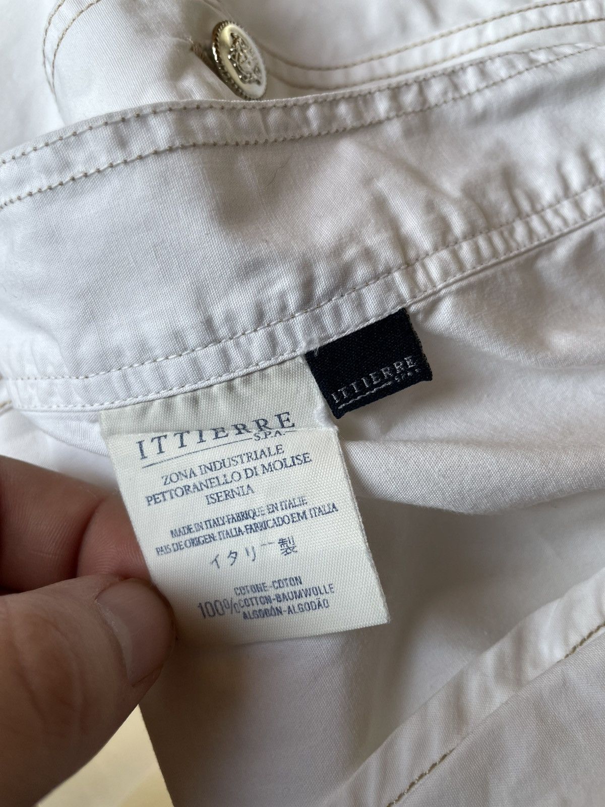 Versace Jeans Couture 90s Versace Jeans Couture white boxy fit shirt Size US XL / EU 56 / 4 - 8 Thumbnail