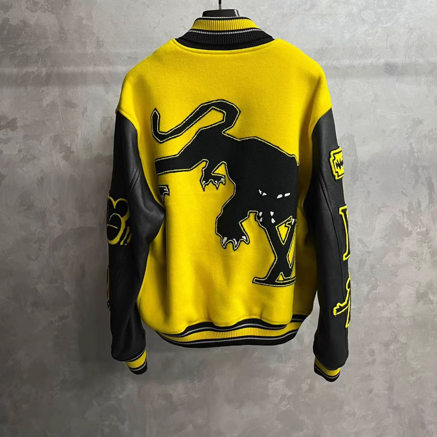 Louis Vuitton LV Yellow Logo Embroidered Panel Baseball Jacket 52 Size US L / EU 52-54 / 3 - 2 Thumbnail