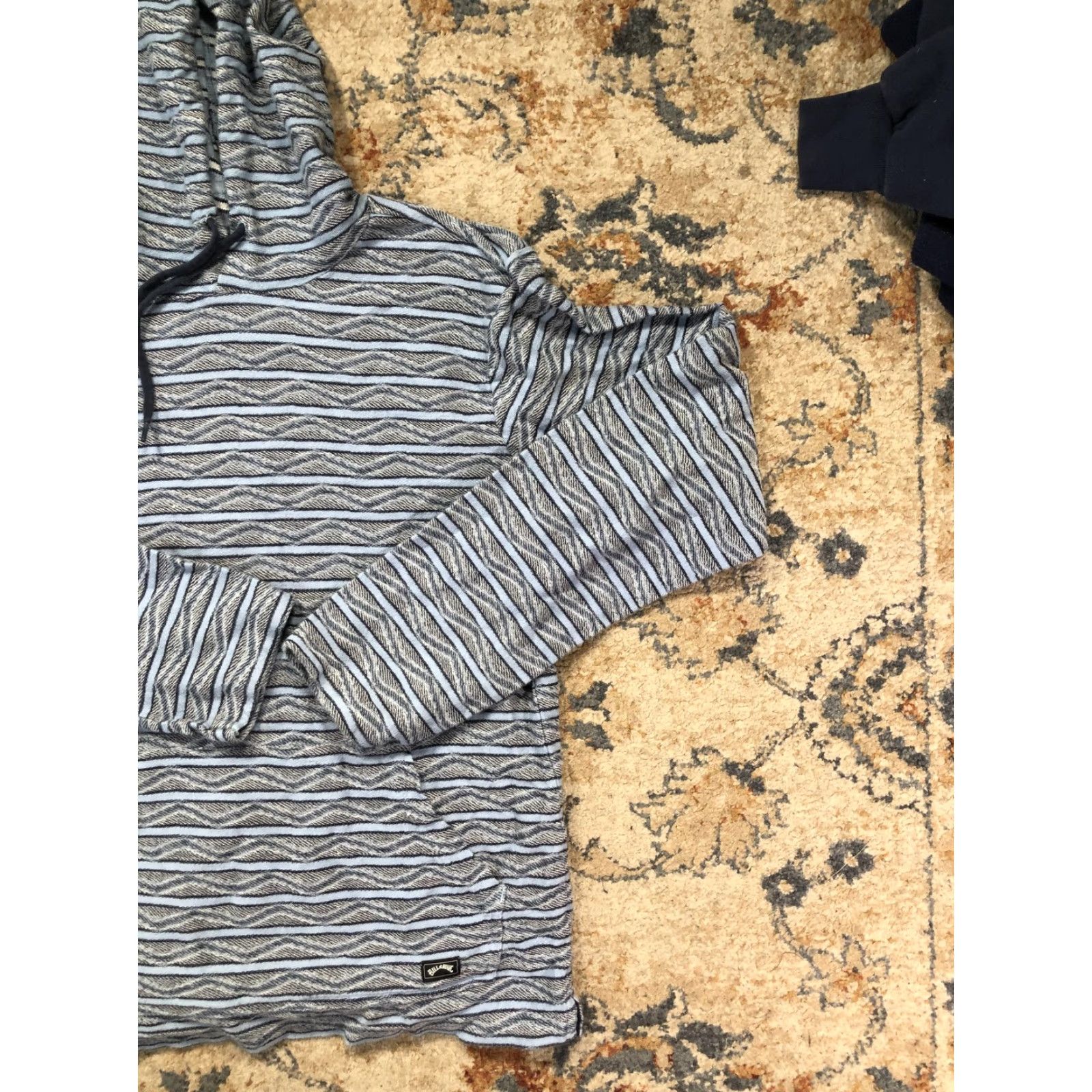 Billabong Billabong Hoodie Shirt Mens M Blue Striped Lightweight Pullover Pocket Wool? (Note: Wool not in original) Size US M / EU 48-50 / 2 - 4 Thumbnail