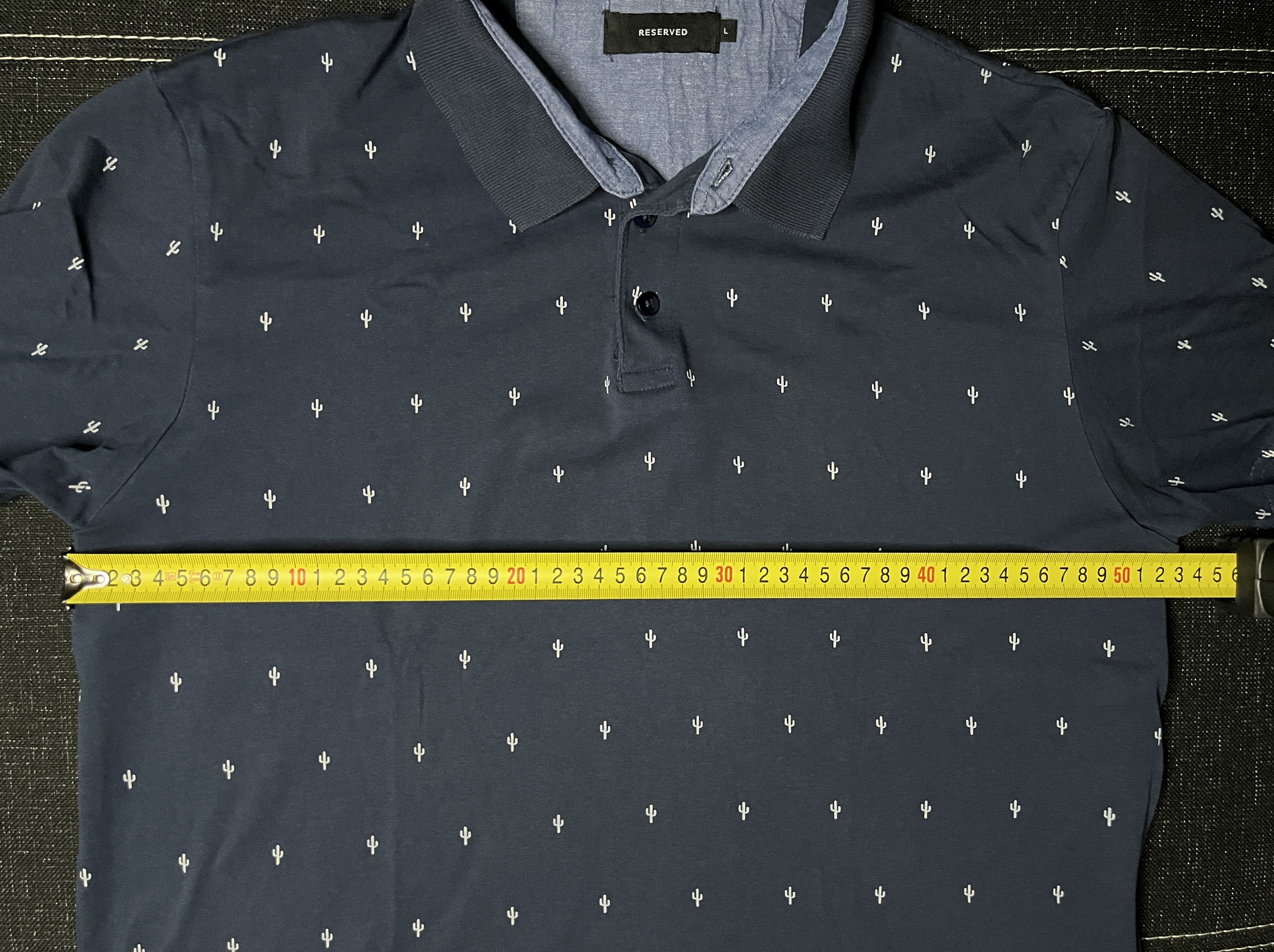 Reserved Reserved t-shirt polo. size L Size US L / EU 52-54 / 3 - 7 Thumbnail