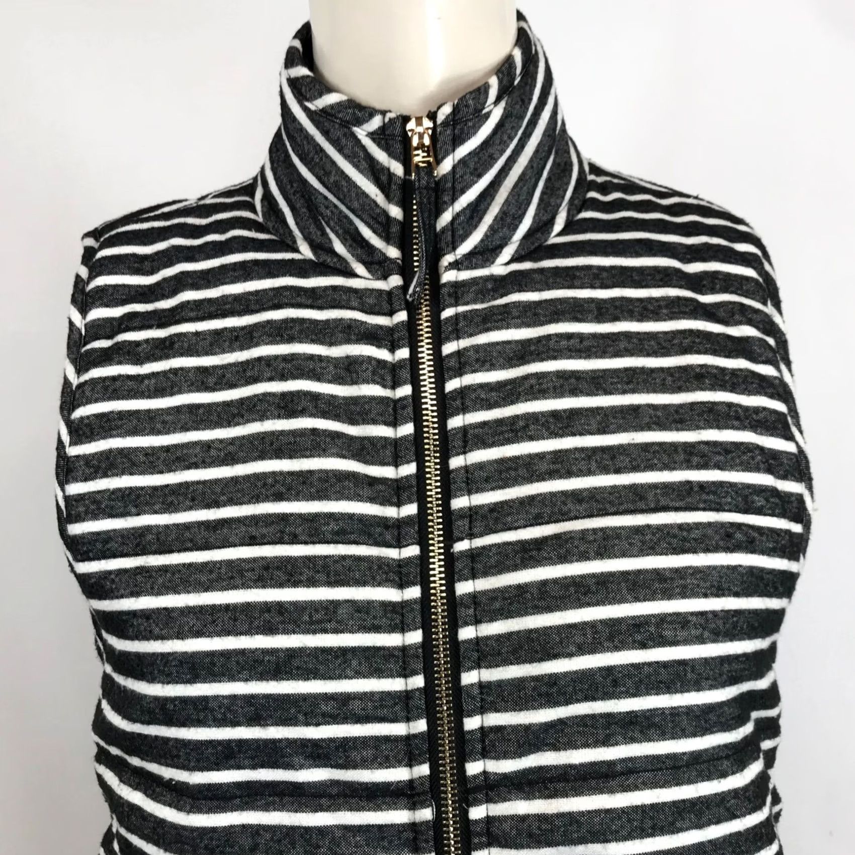 Vintage WOMENS SMALL MUD PIE BLACK WHITE STRIPED FULL ZIP VEST Size S / US 4 / IT 40 - 2 Thumbnail
