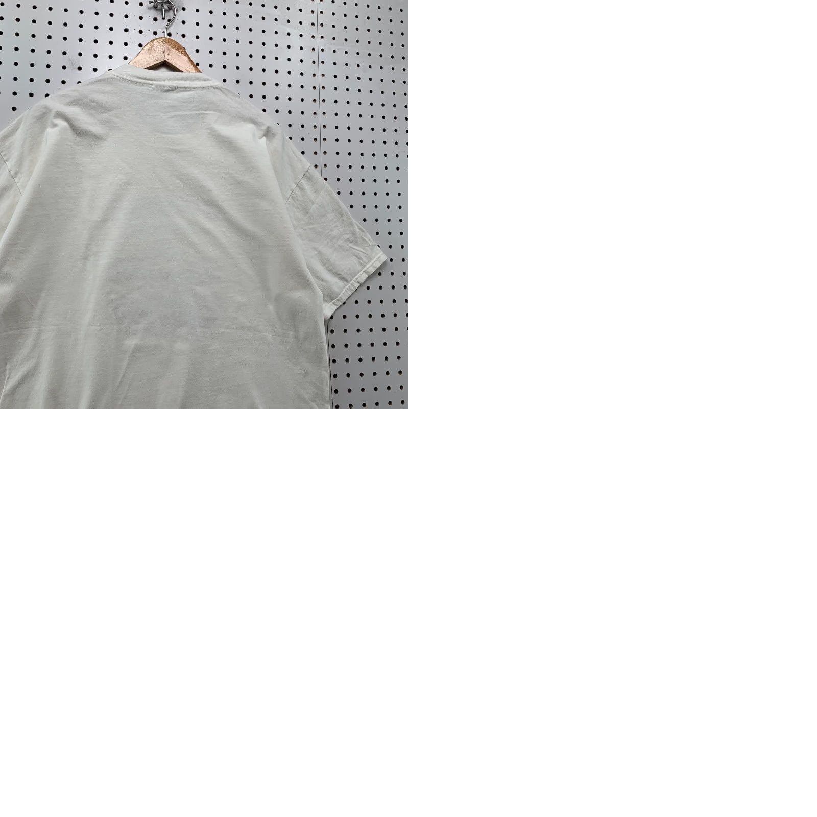 Hanes VINTAGE Nike Cinnamon Rolls Shirt Mens XL White Bakery Tee Short Sleeve Cinnabon Size US XL / EU 56 / 4 - 9 Thumbnail
