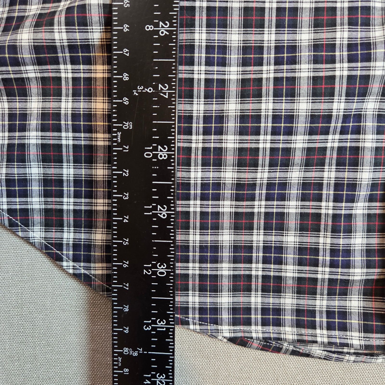 Lauren Ralph Lauren Ralph Lauren Classic Fit Non Iron Plaid Shirt 17 34/35 Size US L / EU 52-54 / 3 - 7 Thumbnail