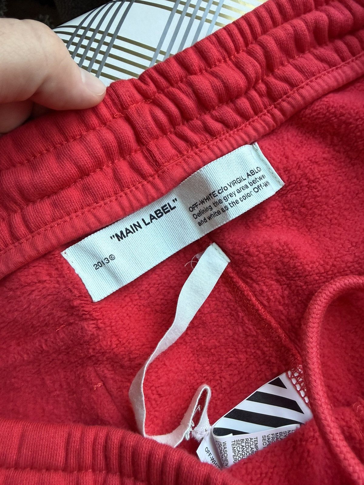 Off-White Off-White FW19/20 Red Sweatpants Size US 33 - 10 Thumbnail