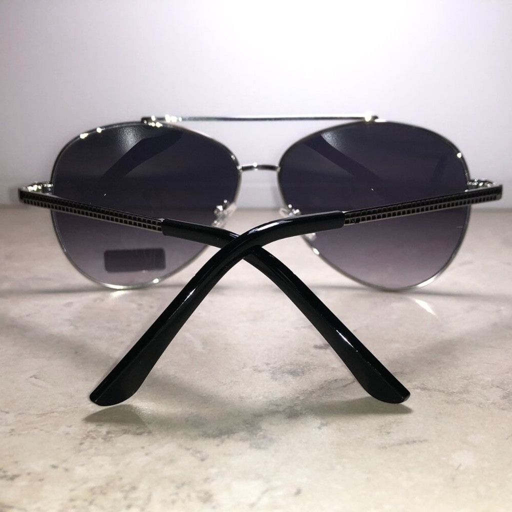 Tommy Hilfiger Tommy Hilfiger Silver & Black Texturized Aviator Sunglasses Size ONE SIZE - 3 Thumbnail