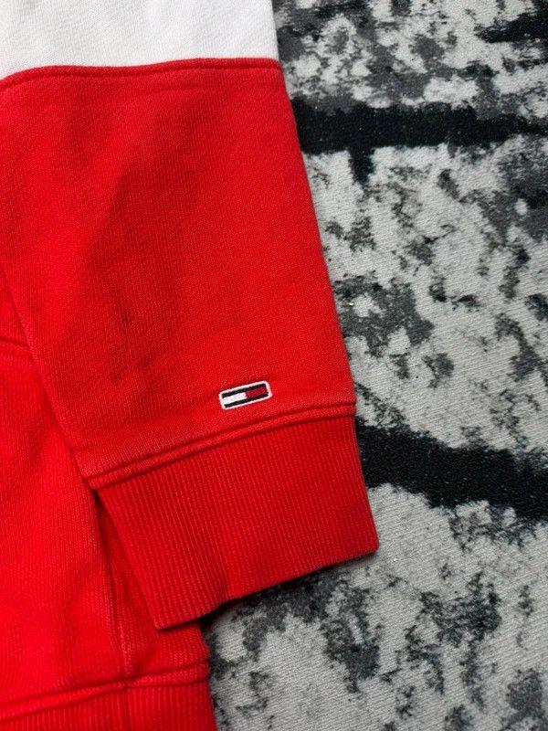 Tommy Hilfiger Tommy Hilfiger crewneck sweatshirt red white logo L Size US L / EU 52-54 / 3 - 3 Thumbnail
