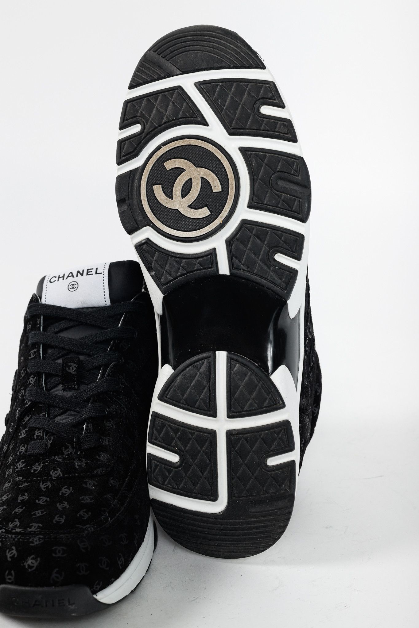Chanel Chanel 22A Black Printed-CC-Logo Suede Low-Top Sneakers Size US 12 / EU 45 - 7 Thumbnail