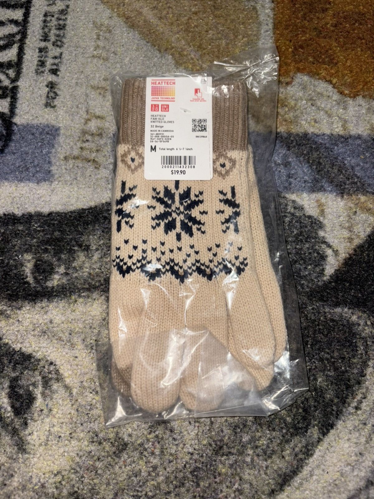 Uniqlo Uniqlo Heat Tech Gloves (MEDIUM) Size ONE SIZE - 1 Thumbnail