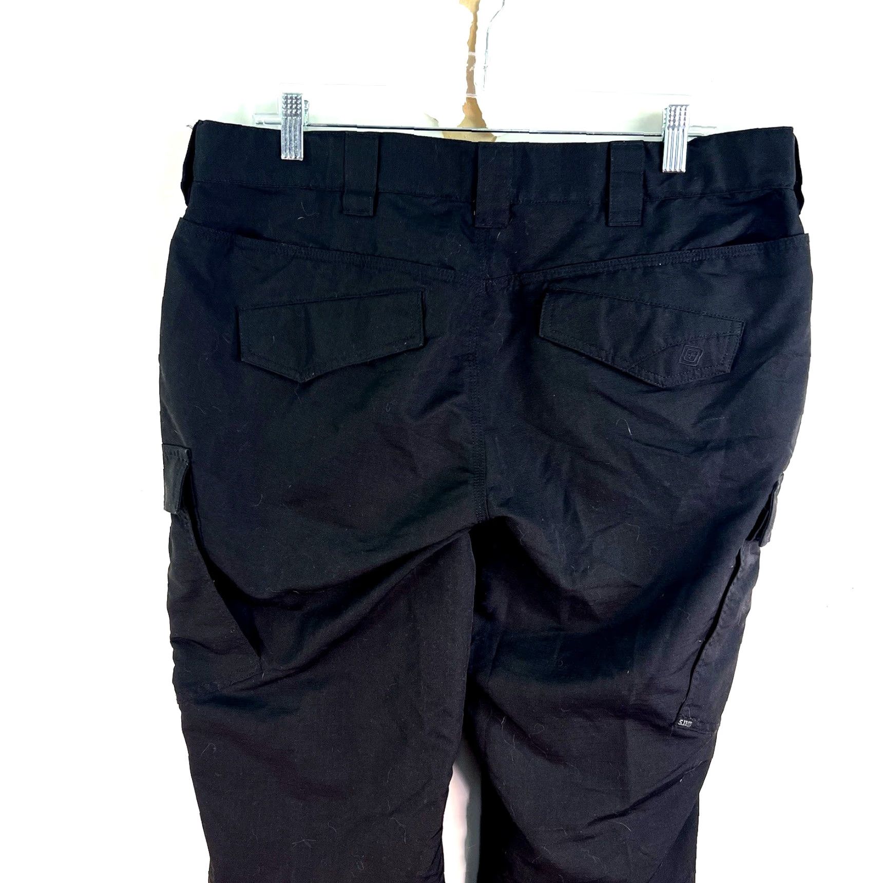 Vintage 5.11 Tactical KVR Rip Stop Cargo Pants Mens 38 X30 Black Polyester Cargo Pocket Slash Pocket Regular Straight Mens Clothing 5.11 Taclite Pro 2000s? Size US 38 / EU 54 - 7 Thumbnail