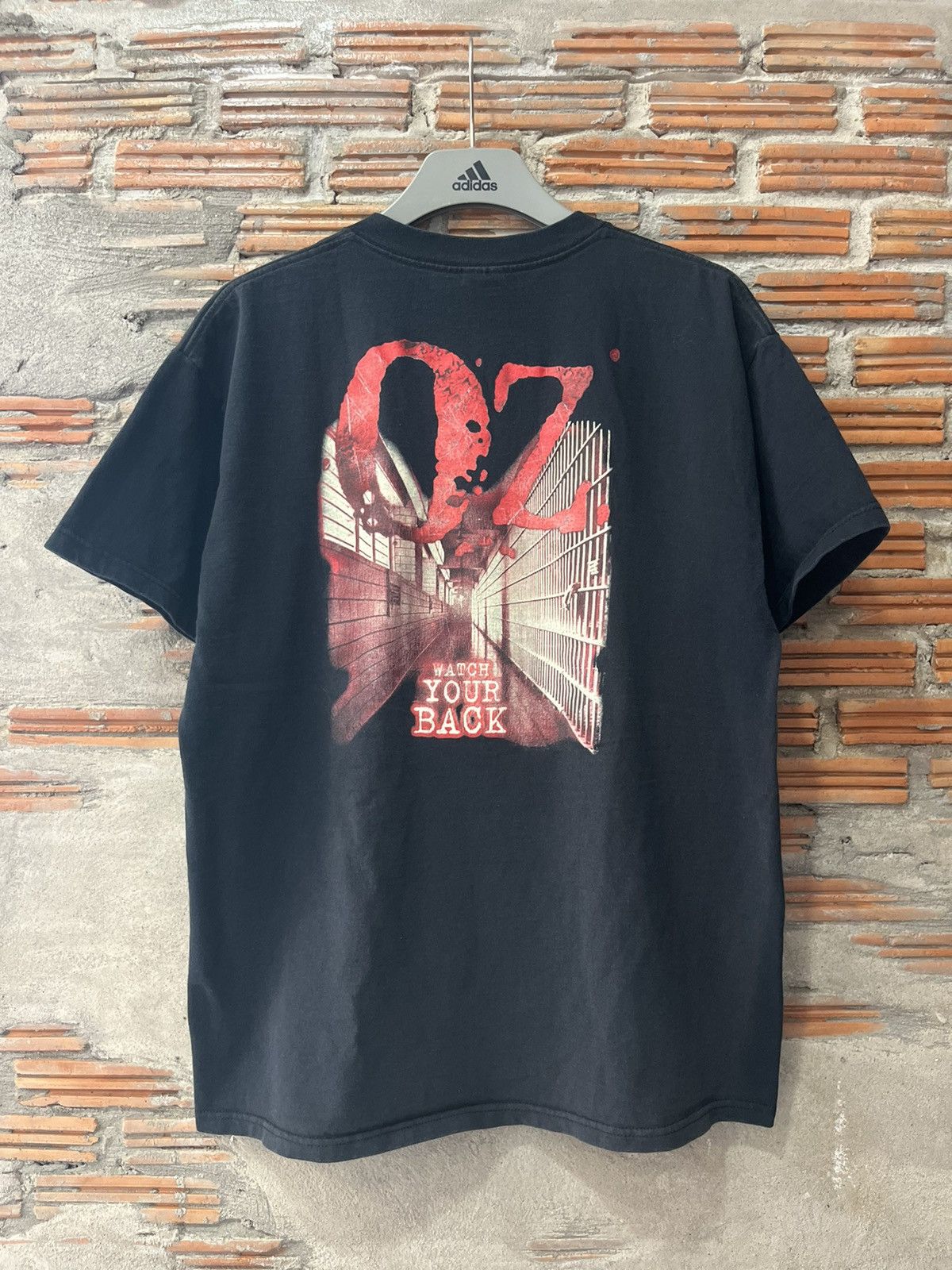Vintage Vintage OZ Watch Your Back HBO Tv 1998’-2003’s Tshirt Size US XL / EU 56 / 4 - 3 Thumbnail