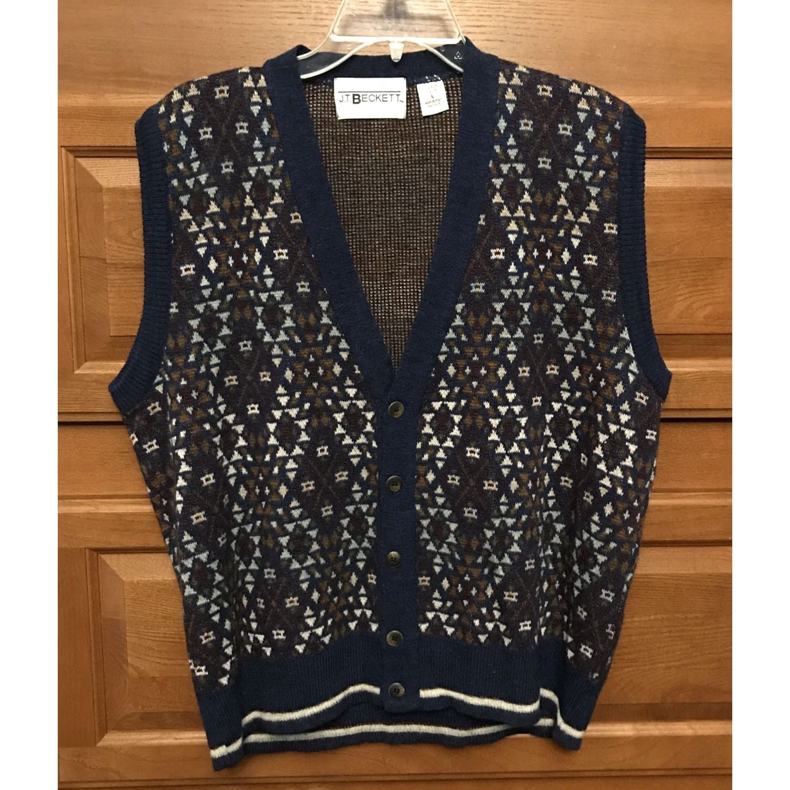 Vintage VINTAGE JT Beckett Sweater Vest LARGE Geometric blue wool button 90s Mens Size US L / EU 52-54 / 3 - 2 Thumbnail