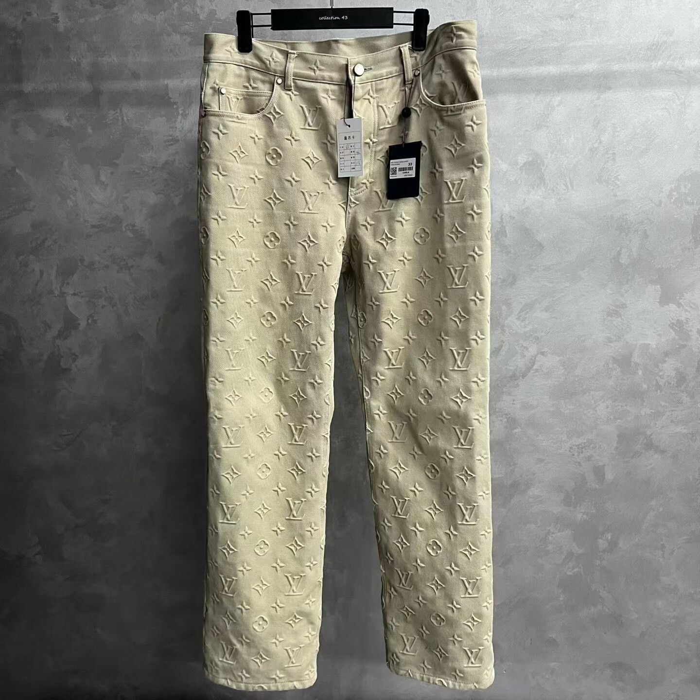 Louis Vuitton Louis Vuitton Casual Beige Casual Pants 28 Men Size US 28 / EU 44 - 1 Thumbnail
