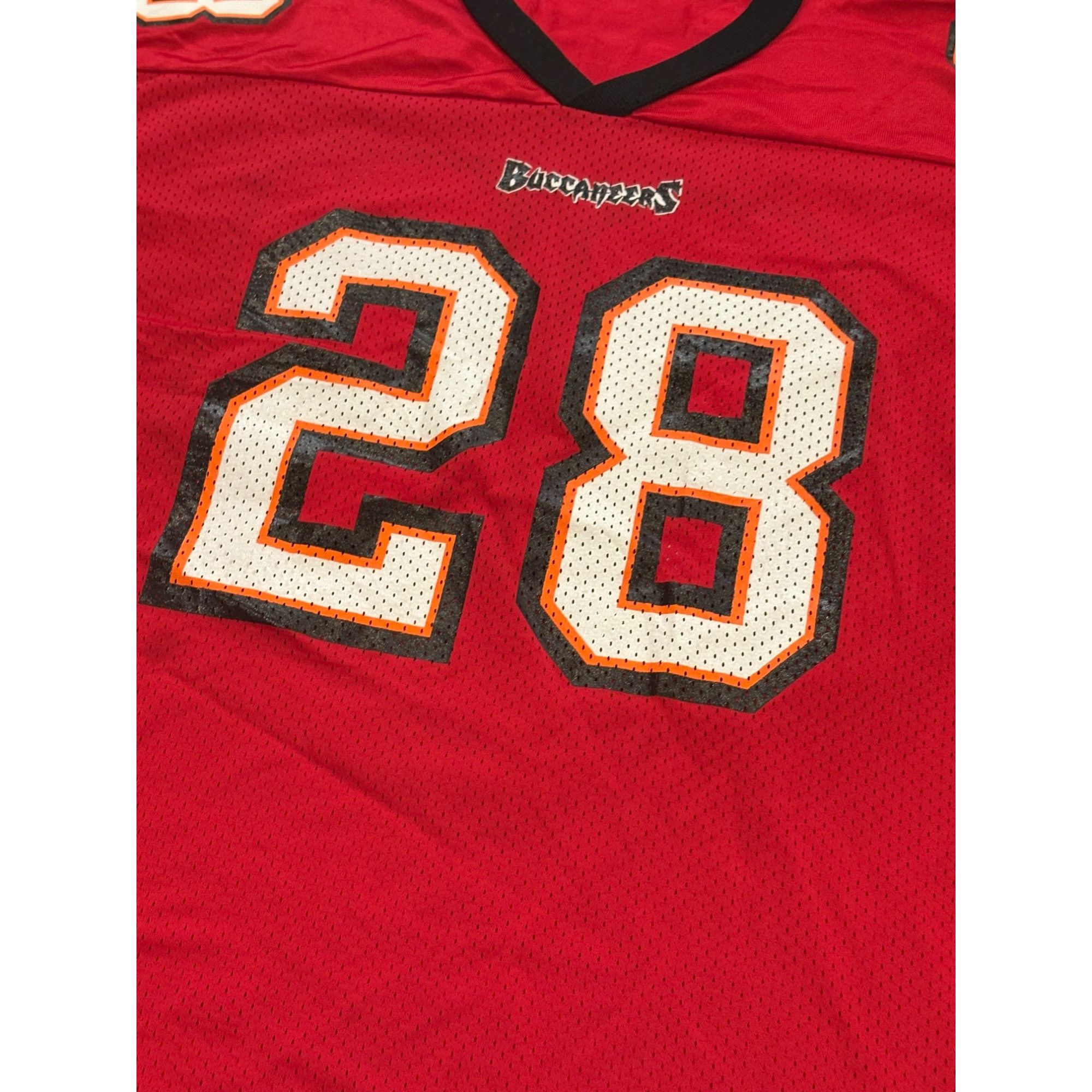 Champion Vintage 90's Champion Tampa Bay Buccaneers Warrick Dunn #28 Size US XL / EU 56 / 4 - 5 Thumbnail