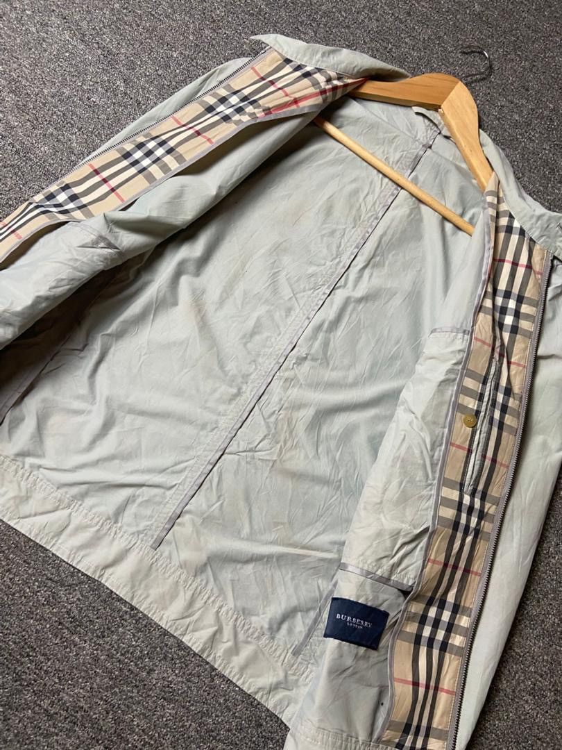 Burberry Burberry London Lightweight Shell Jacket (179) Size US S / EU 44-46 / 1 - 8 Thumbnail
