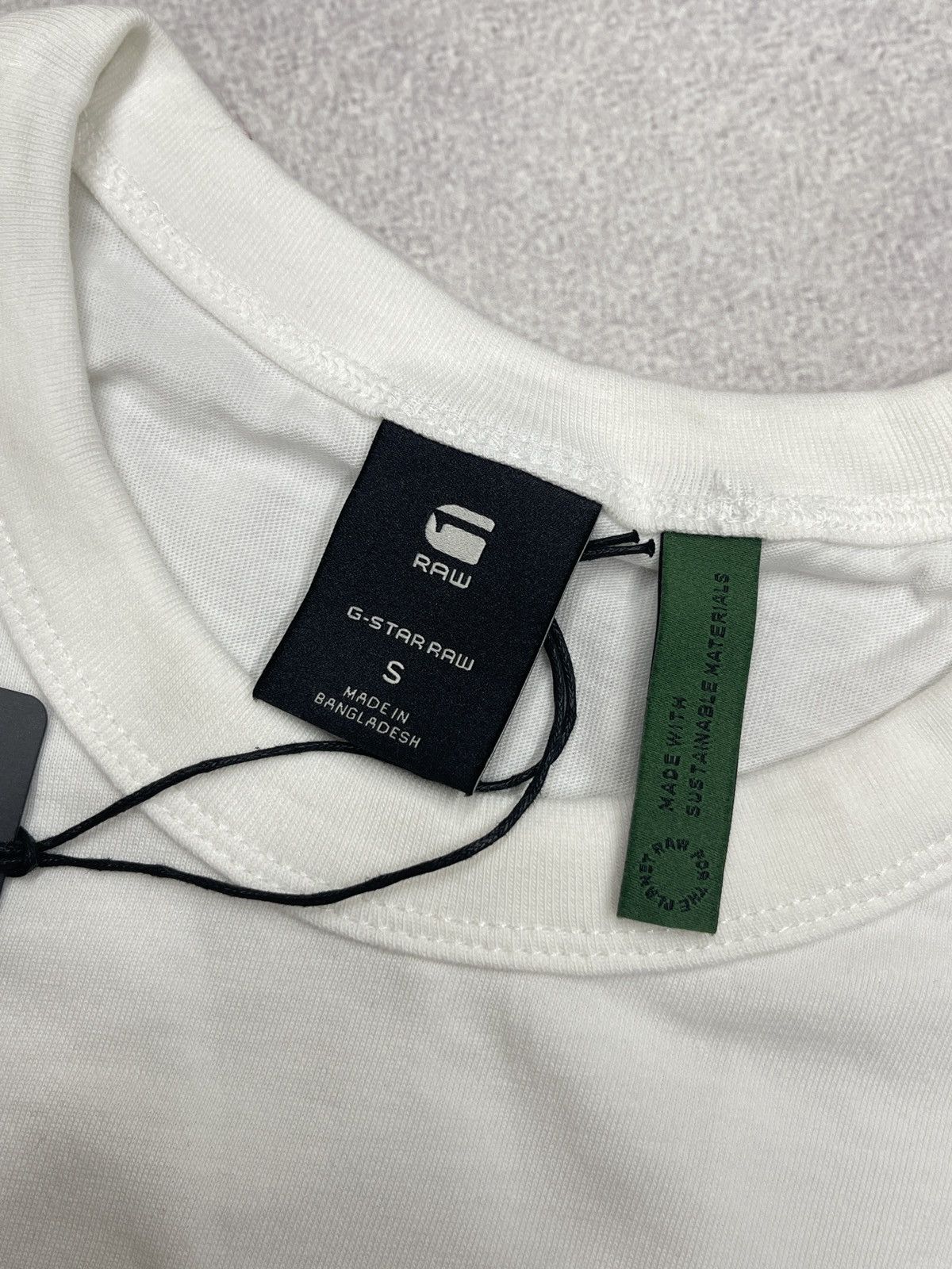 G-Star New G Star Raw Graphic 4 Slim T Shirt White Big Logo Size S Size US S / EU 44-46 / 1 - 8 Thumbnail