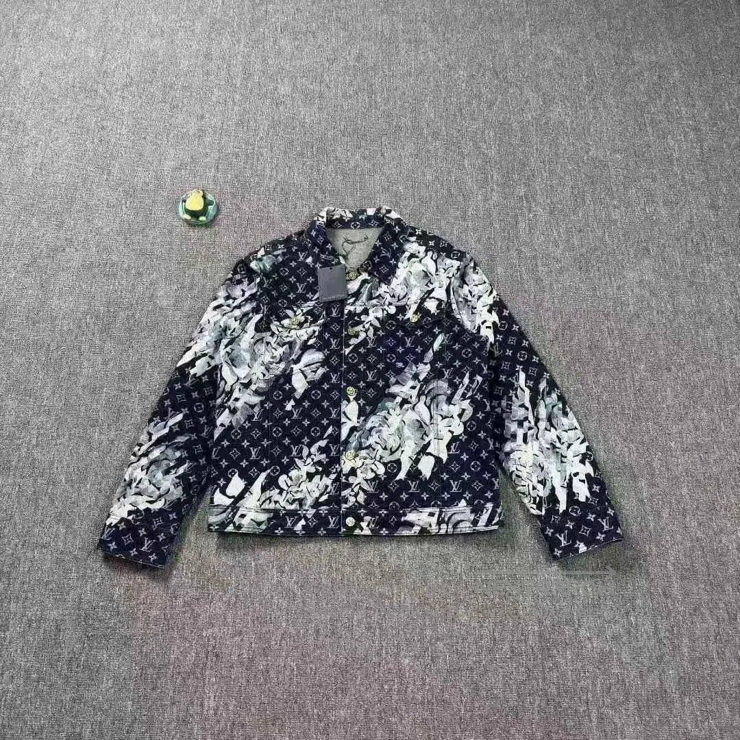 Louis Vuitton LV 2024 Seaweed Print Blue Denim Jacket. Size US L / EU 52-54 / 3 - 1 Thumbnail