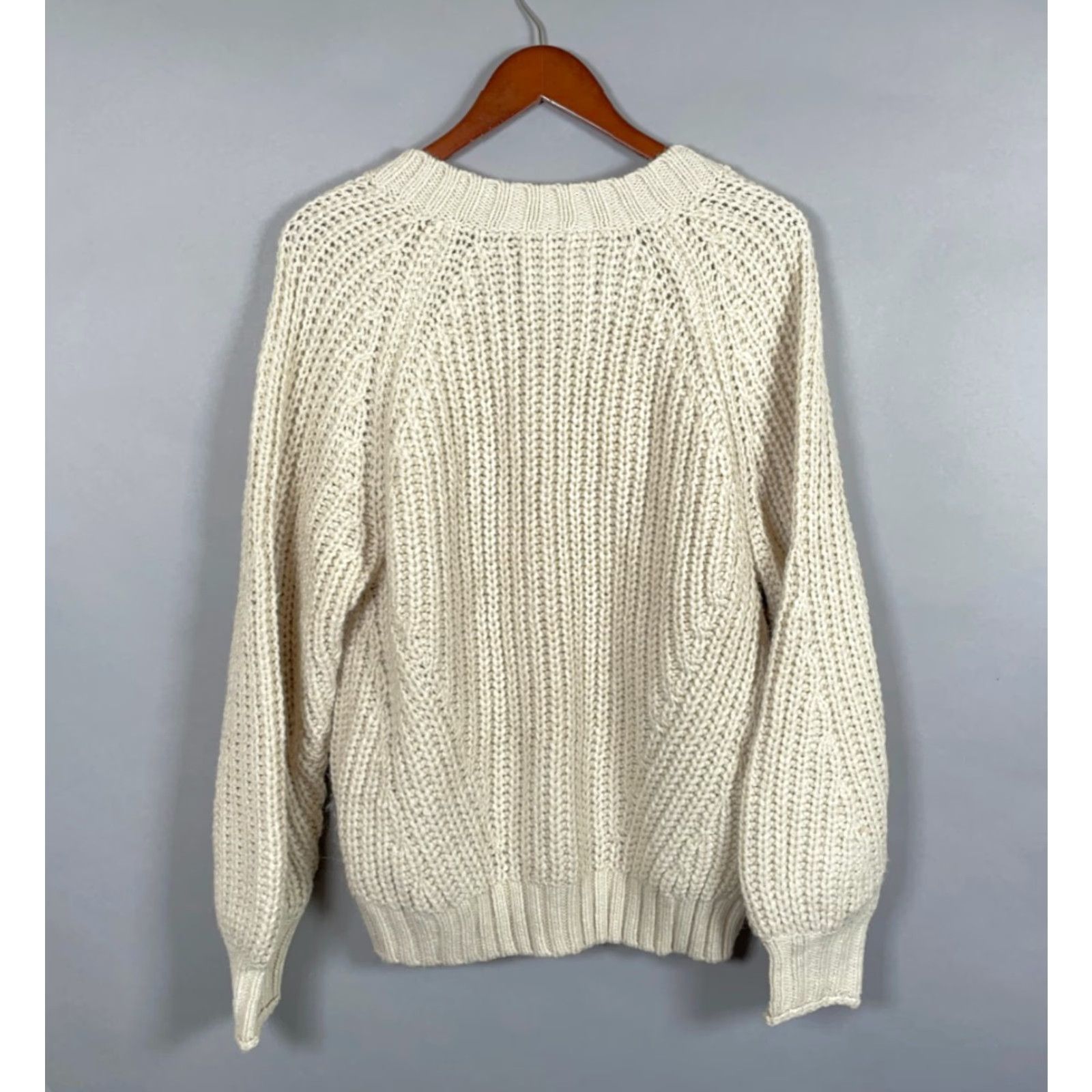 American Eagle Outfitters American Eagle Outfitters Sweater Adult Medium Beige V-Neck Chunky Knit Midweight Size US M / EU 48-50 / 2 - 3 Thumbnail