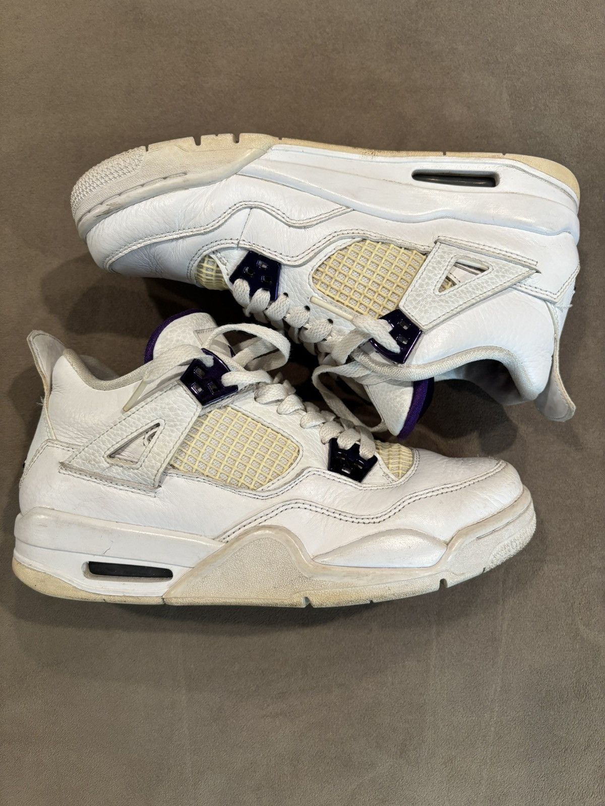 Jordan Brand Used Jordan 4 “Metallic Purple” Size US 7 / EU 40 - 2 Thumbnail