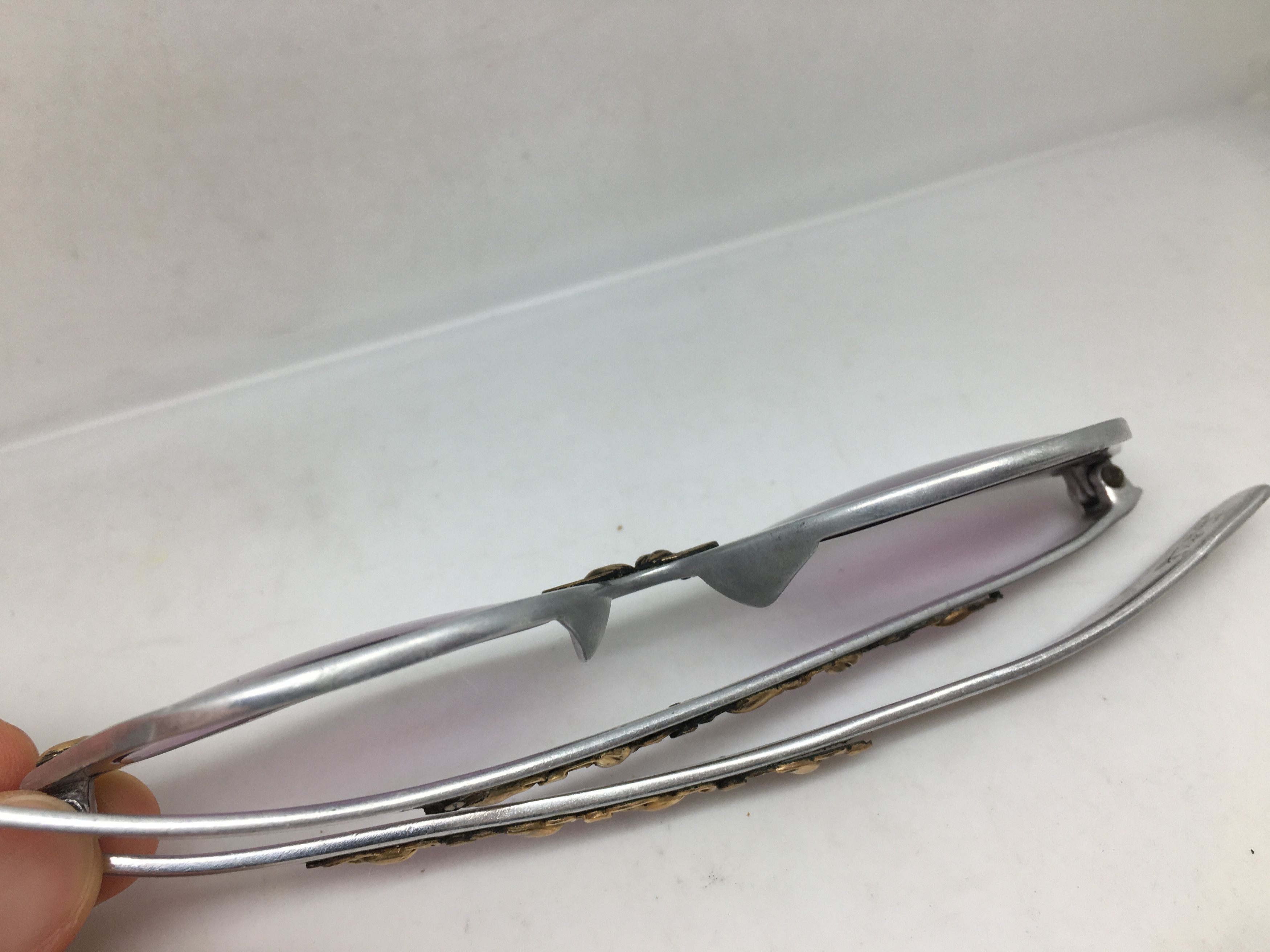 Vintage Vintage 50s TURA Woman Aluminum Silver Cateye Sunglasses Size ONE SIZE - 9 Thumbnail