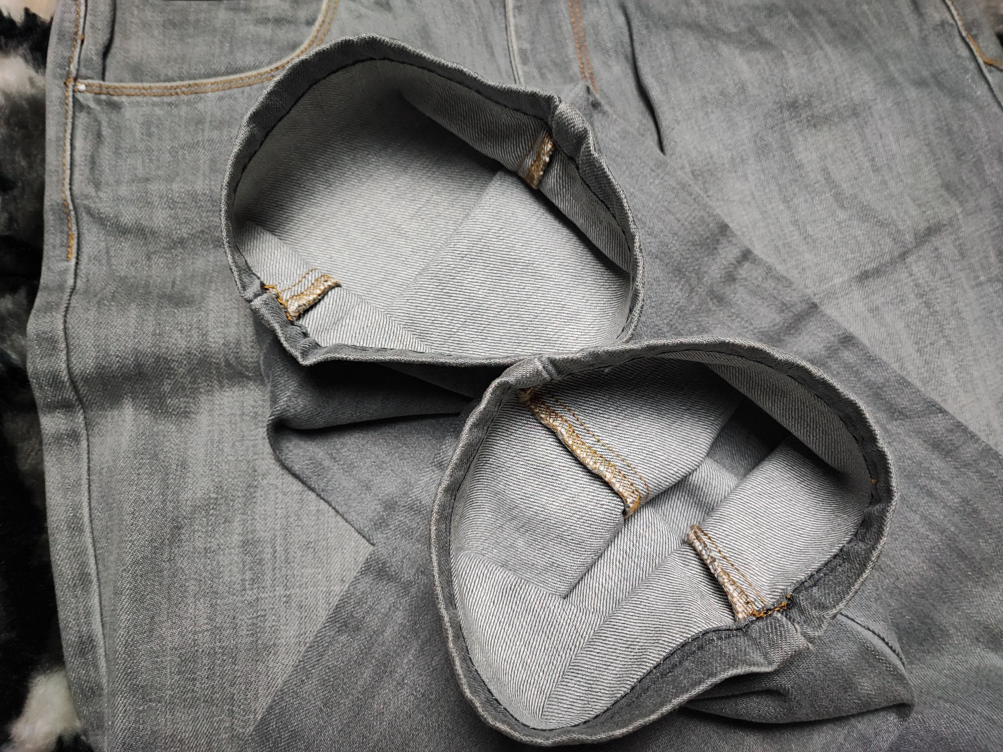 Dolce & Gabbana Vintage 2000s Dolce Gabbana Jeans Baggy Faded Japanese Size US 32 / EU 48 - 10 Thumbnail