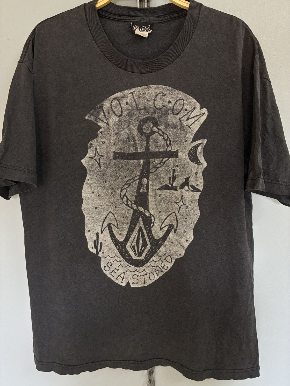 Volcom Vintage Y2K Volcom Sea Stoned streetwear t shirt Size US L / EU 52-54 / 3 - 3 Thumbnail