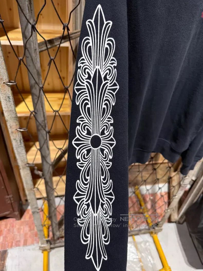 Chrome Hearts CHROME HEARTS Size M Purple graffiti hoodie, black koi slee Size US M / EU 48-50 / 2 - 4 Thumbnail