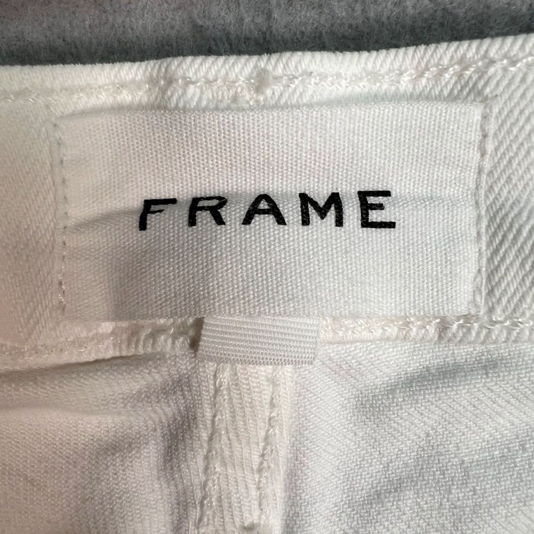 Frame FRAME Jeans Men's Size 30 Skinny White Cotton Denim 5-Pocket Rise Mid Inseam 29 Adult Mens Skinny Jeans and Pants Size US 30 / EU 46 - 3 Thumbnail