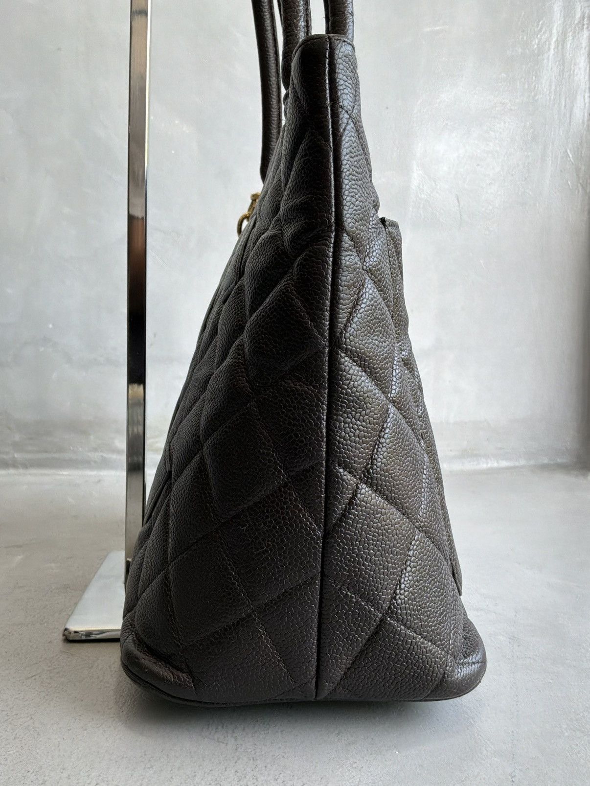 Chanel 2001 - Chanel Quilted Caviar Medallion Bag Size ONE SIZE - 10 Thumbnail