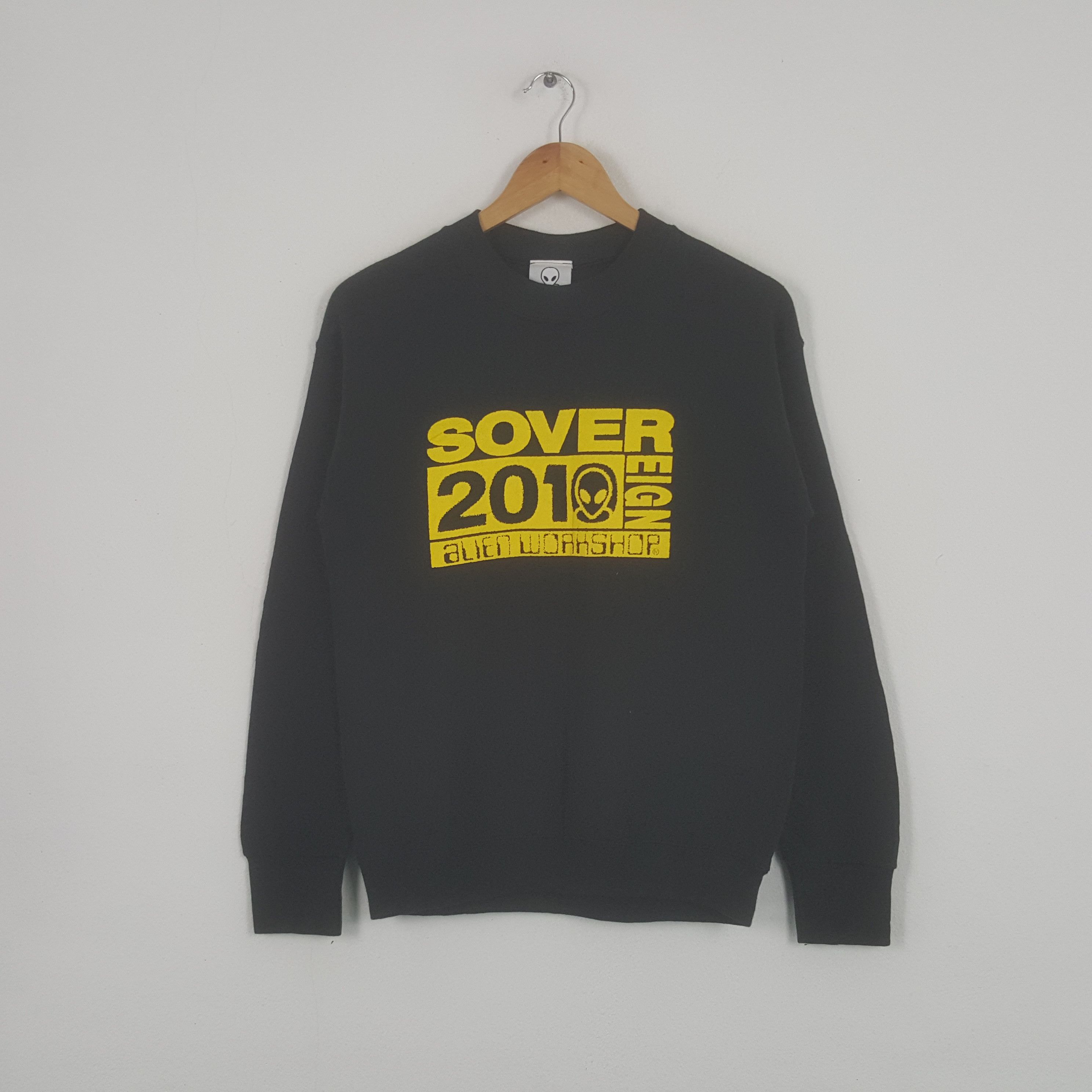 Vintage Alien Workshop Sover Reign 2010 Skate Sweatshirt