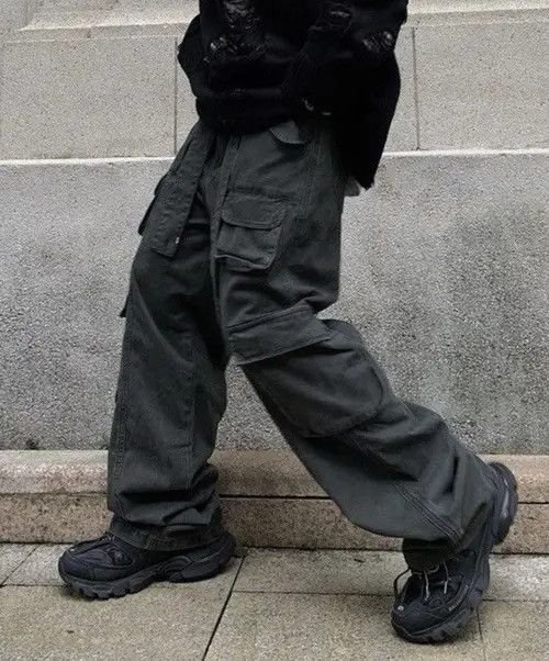 VIBE Cargo Baggy Black Pants Size US 30 / EU 46 - 2 Thumbnail