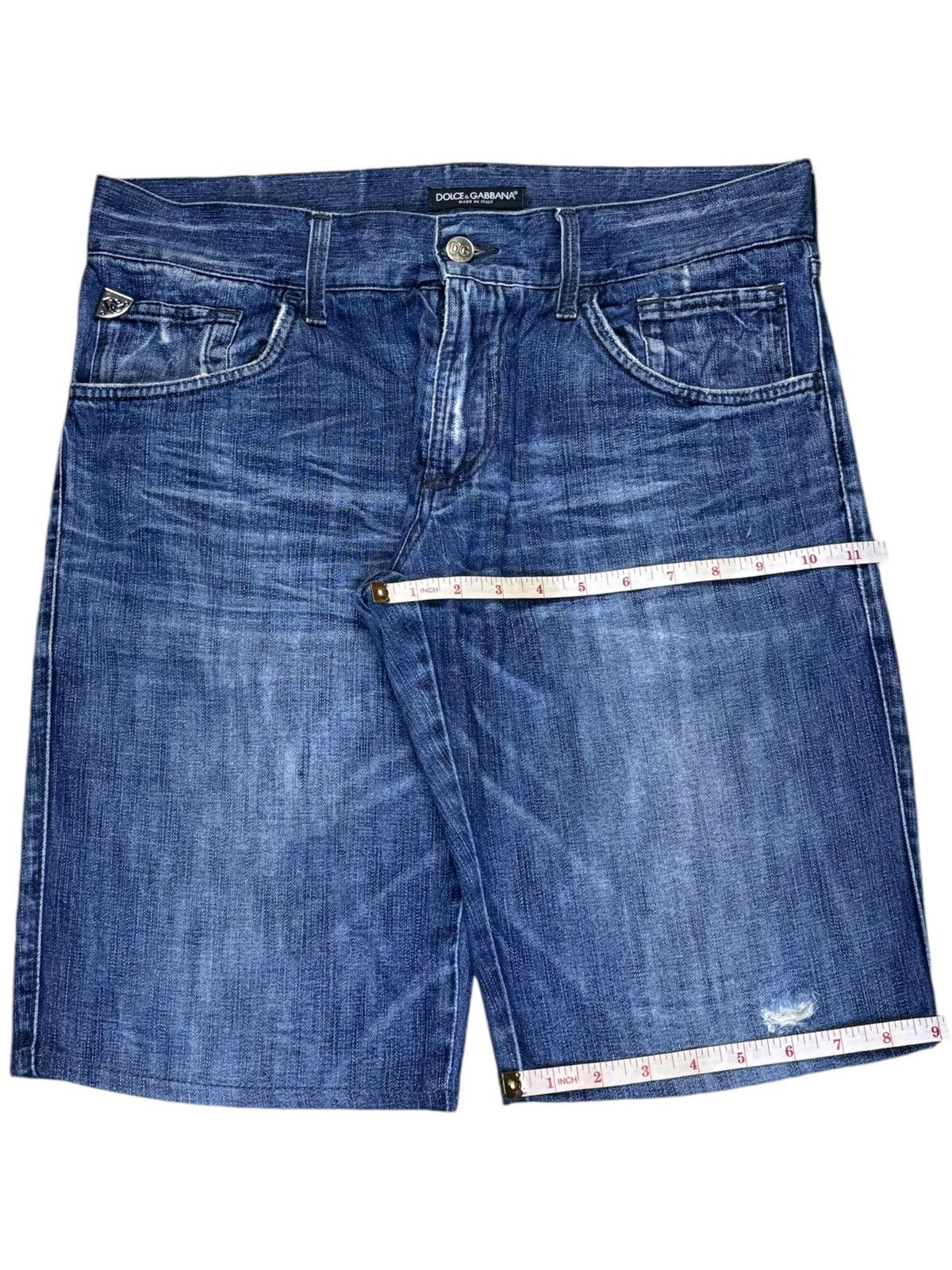 Dolce & Gabbana Vintage Italy Dolce Gabbana Blue Wash Distressed Jean Shorts Size US 34 / EU 50 - 16 Thumbnail