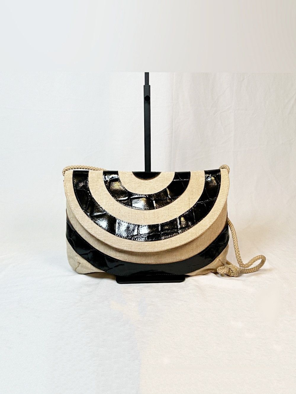 Other Vintage Burlap Black Croc Embossed Leather Crossbody Bag Size ONE SIZE - 1 Thumbnail