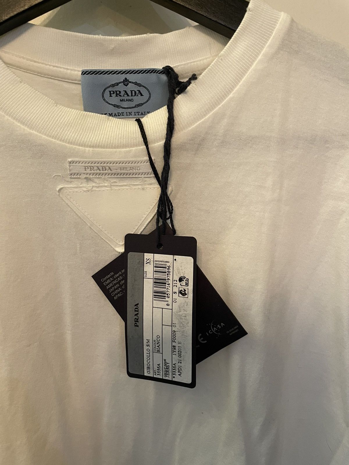 Prada PRADA SLIM FIT DISTRESSED LOGO TANK Size US XS / EU 42 / 0 - 4 Thumbnail