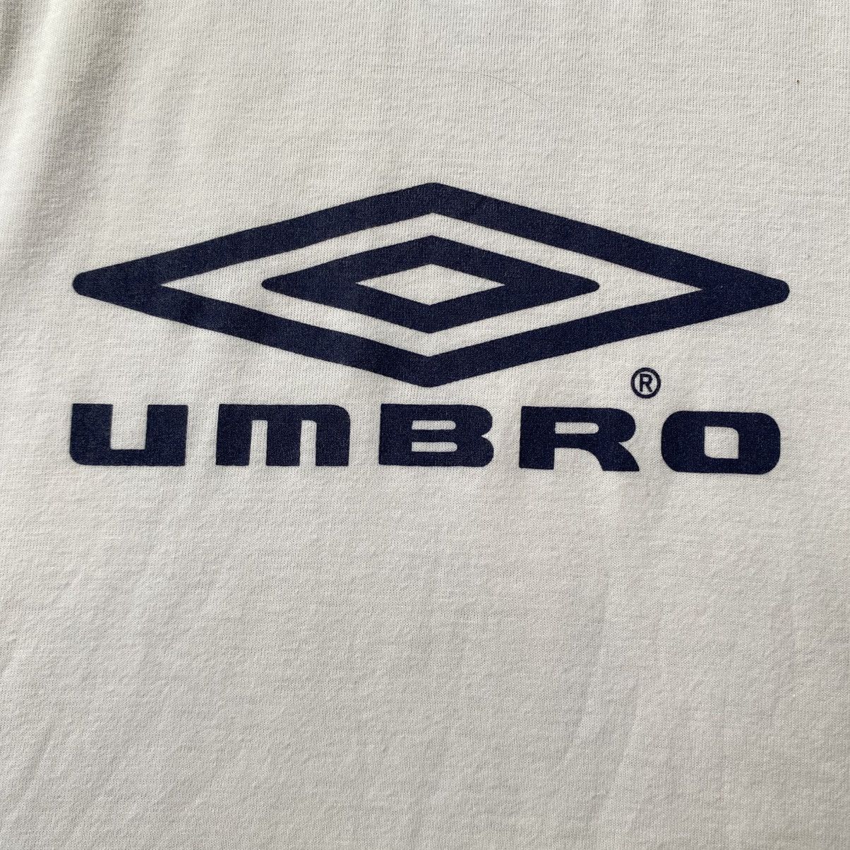 Umbro UMBRO White Crew Neck Tee with Navy Logo Print Size US L / EU 52-54 / 3 - 11 Thumbnail