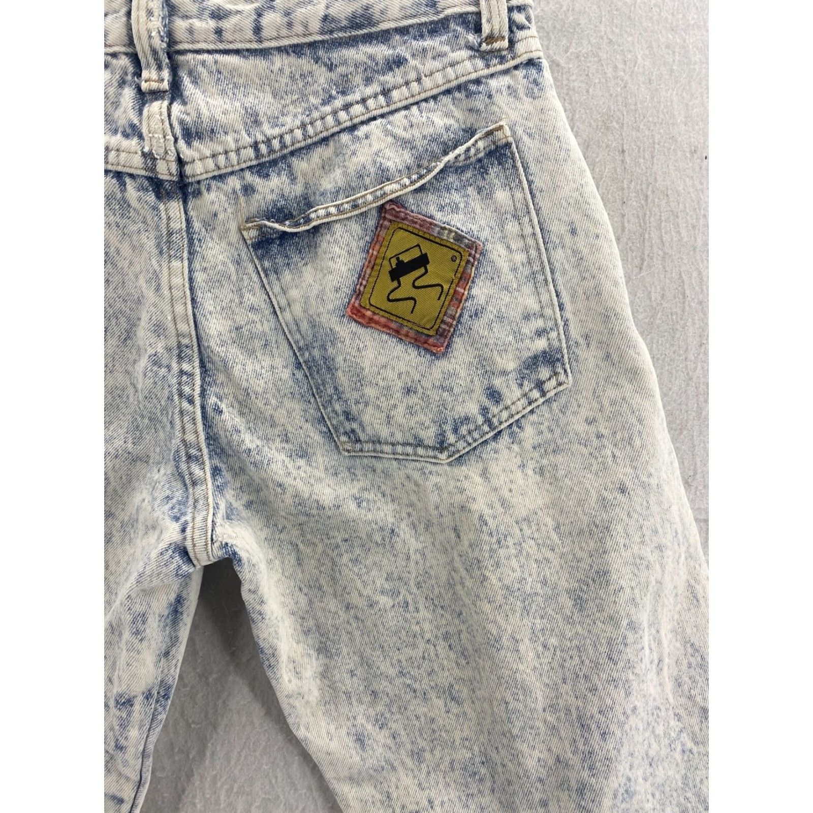 Vintage VINTAGE Skidz Jeans Mens Stonewashed Distressed 30x29 Blue Cotton Blend 80s Grunge Mens Size US 30 / EU 46 - 7 Thumbnail