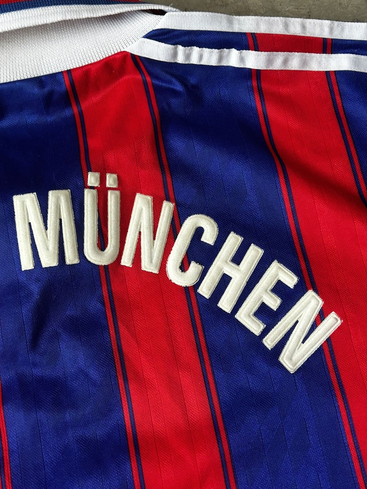 Adidas Adidas Bayern München Opel Vintage Soccer Jersey 1995/96 Size US L / EU 52-54 / 3 - 24 Thumbnail