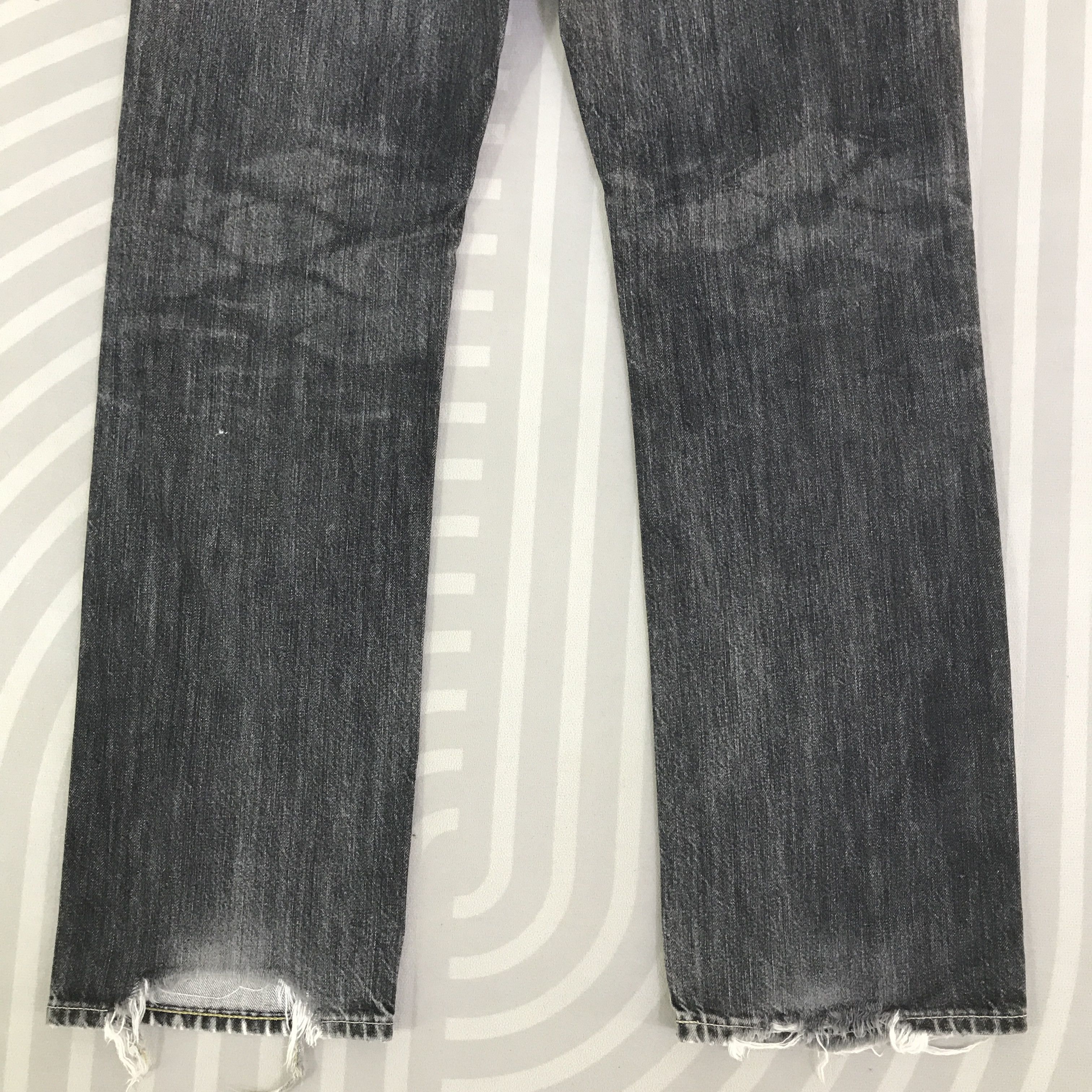 Japanese Brand 002 Vtg Uniqlo Black denim distressed Jeans pants K130B23 Size US 33 - 6 Thumbnail