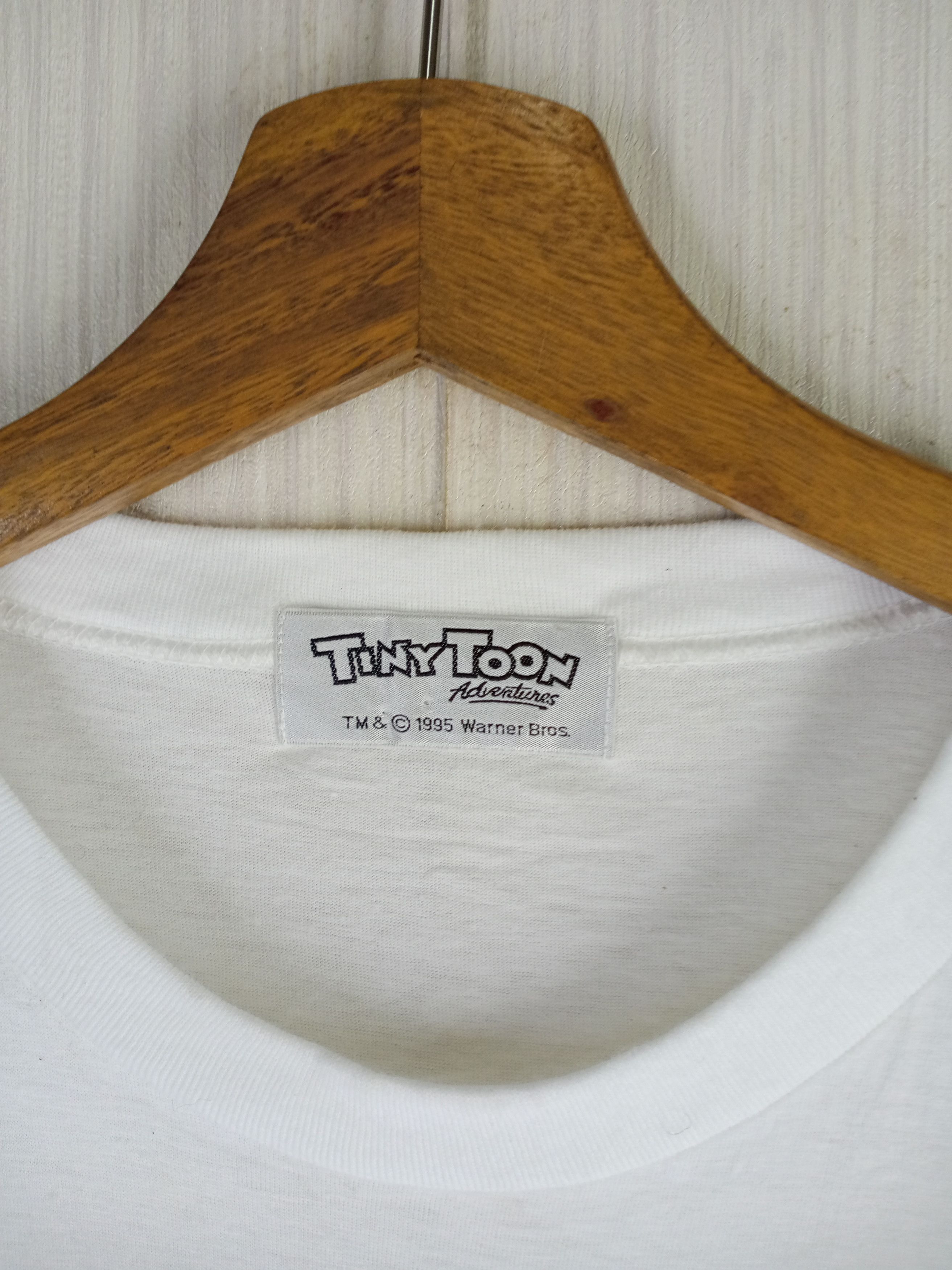 Cartoon Network Rare Vintage 90s Tiny Toon Adventure Tshirt Size US L / EU 52-54 / 3 - 3 Thumbnail