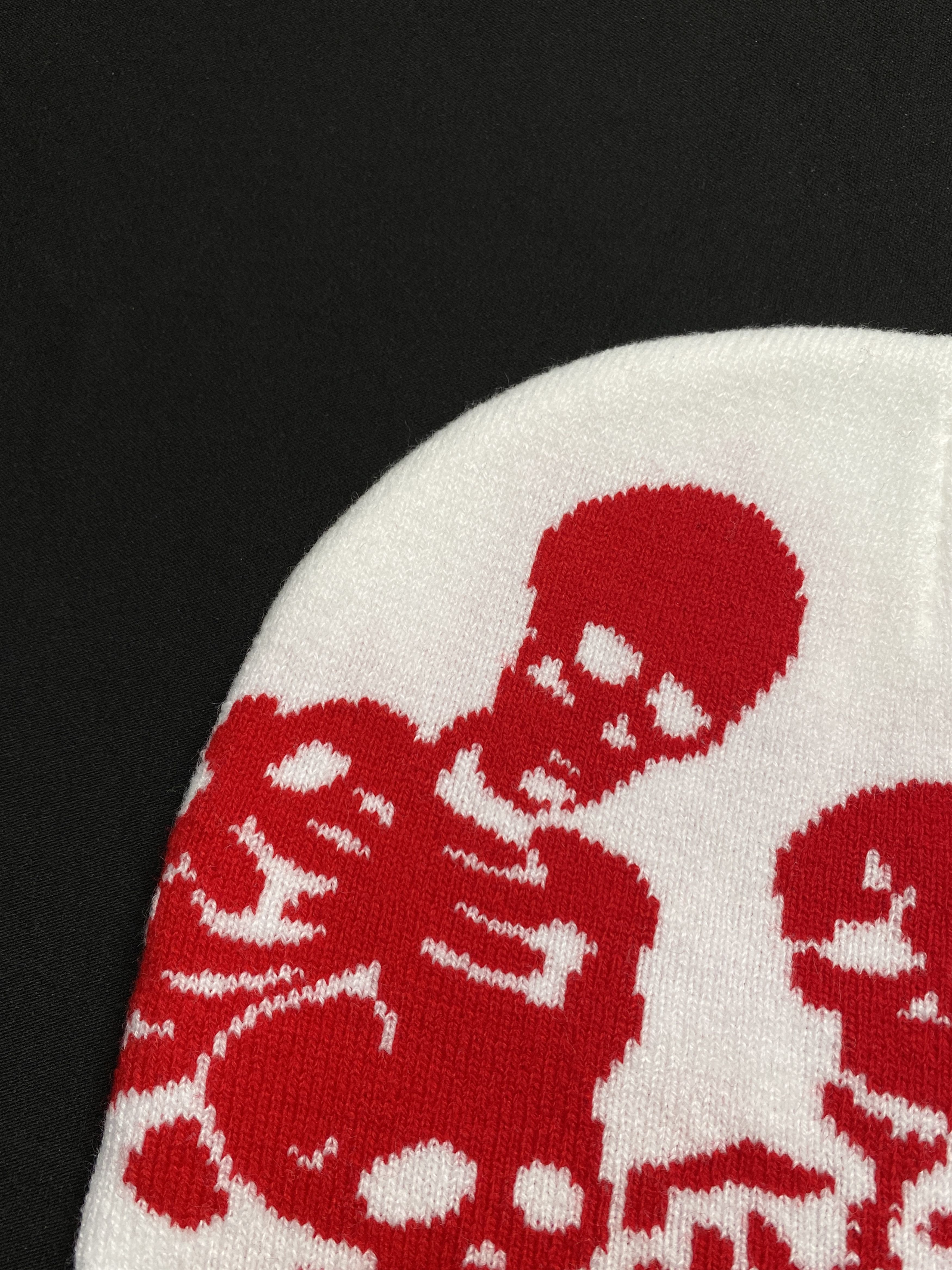 Japanese Brand Rare Skeleton Graphic design No Cuff Knit White Beanie OS Size ONE SIZE - 3 Thumbnail