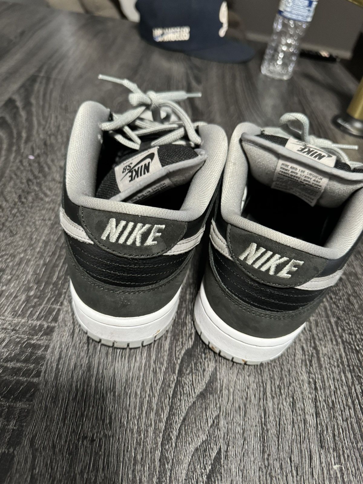 Nike Used once Size US 9.5 / EU 42-43 - 4 Thumbnail