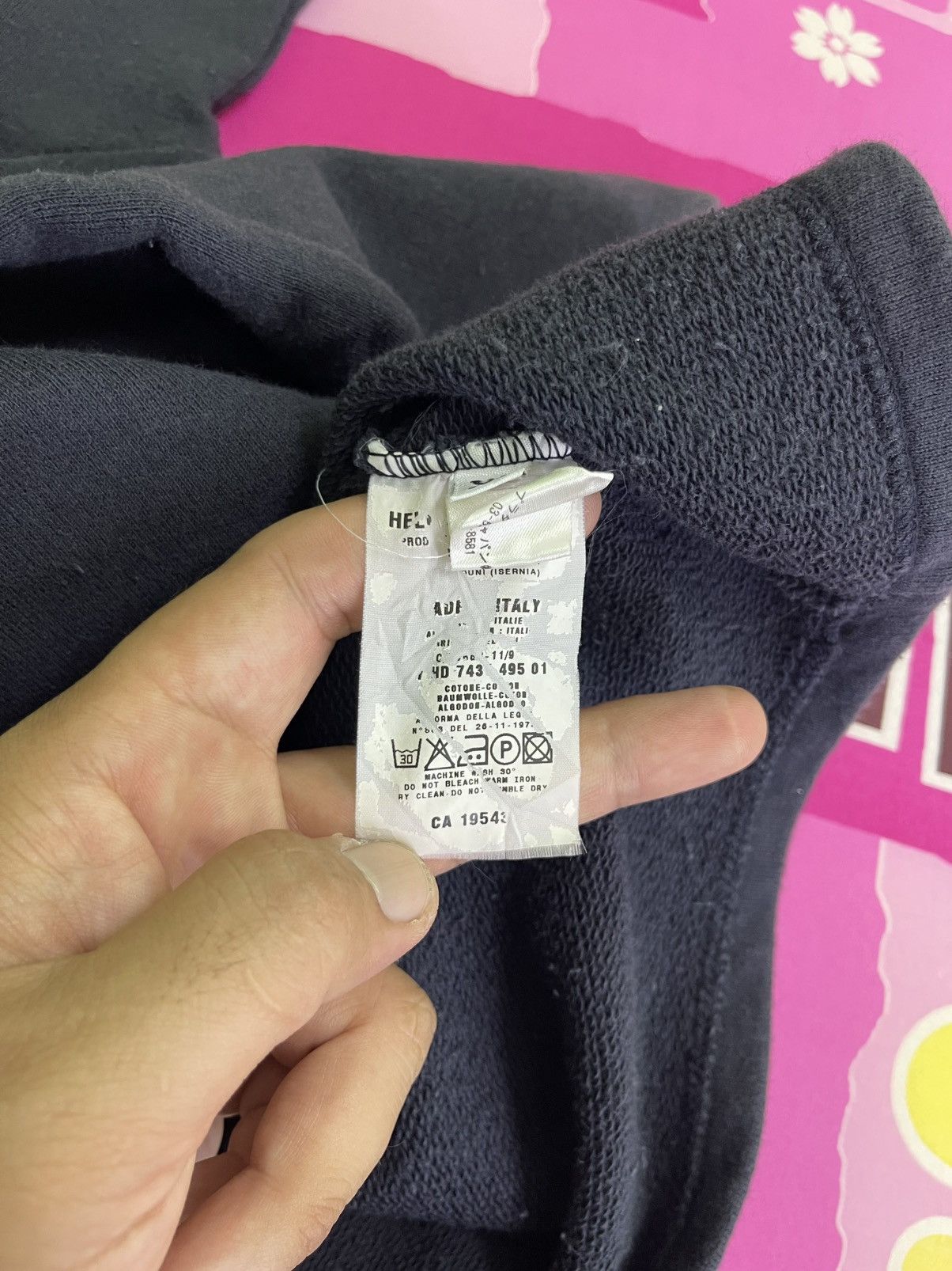 Helmut Lang Vintage Helmut Lang Black Hoodie Size XS / US 0-2 / IT 36-38 - 17 Thumbnail